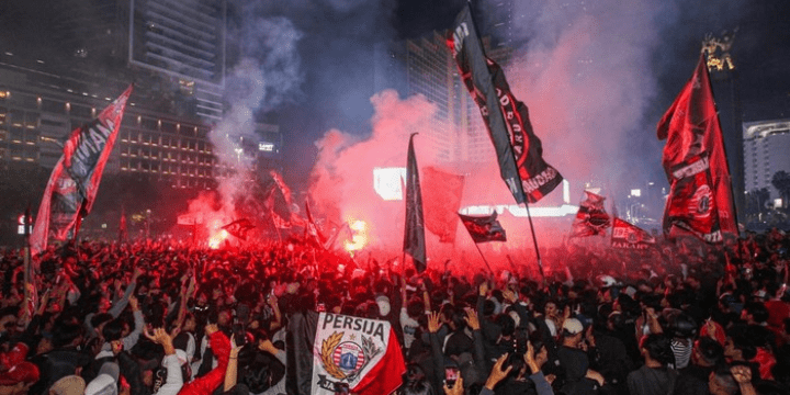 Ekspektasi The Jakmania dan Tantangan di Liga 1 Indonesia