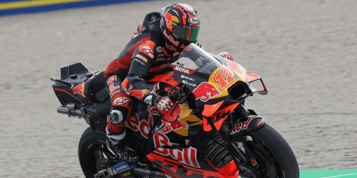 Kebangkitan Bersama Aprilia, Rekor Tiga Pabrikan