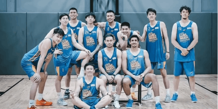 Peran Pelatih dan Inovasi Taktik di Lapangan