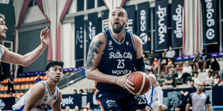 Drama Kuarter Pertama, Dominasi Kesatria Bengawan Solo