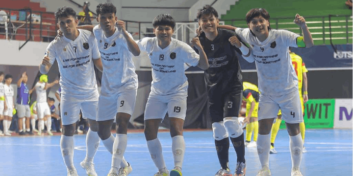 Strategi Pemasaran dan Basis Penggemar yang Militan