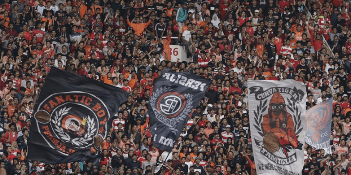 Menghadapi Tekanan Suporter, Mentalitas The Jakmania